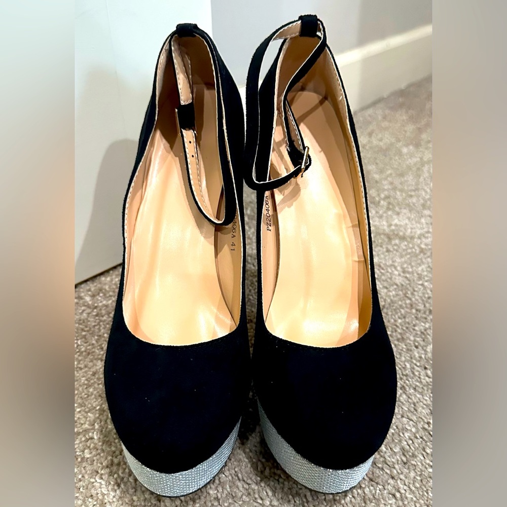 Sparkly platform Heels